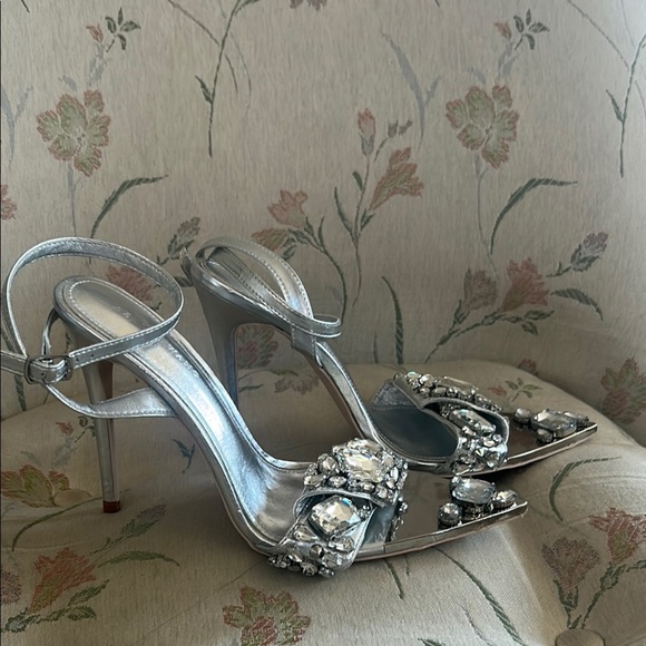 Elegant Silver Women's Heels - Picture 2 of 5